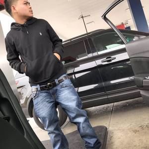 Meet your Posher, Andrew